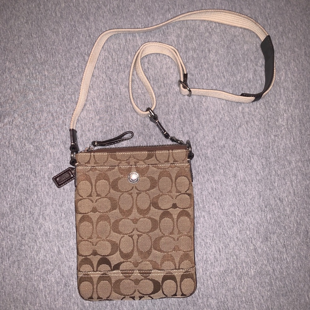Coach Signature Pattern Crossbody